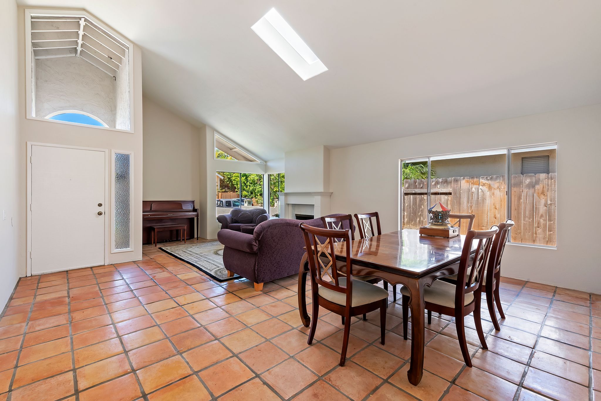 Brightly Lit Single Story Villanitas Home Encinitas Realtor
